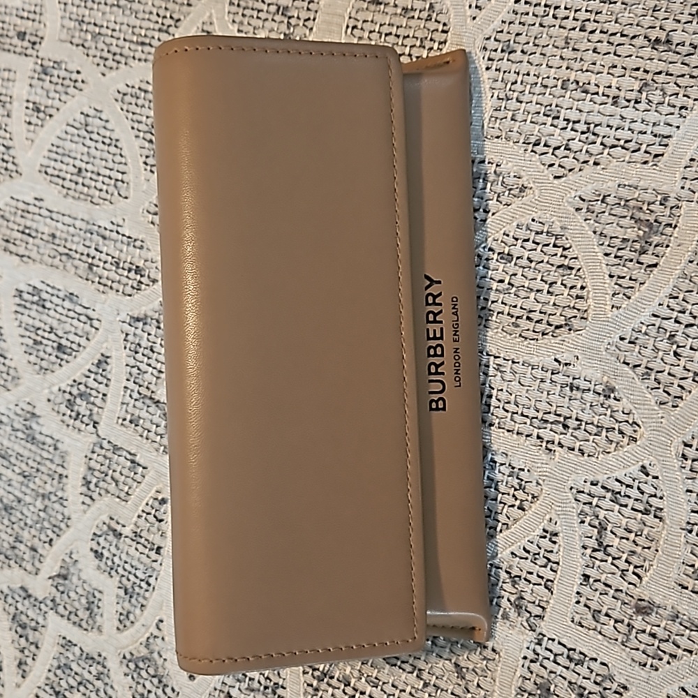 Burberry Eyewear Case